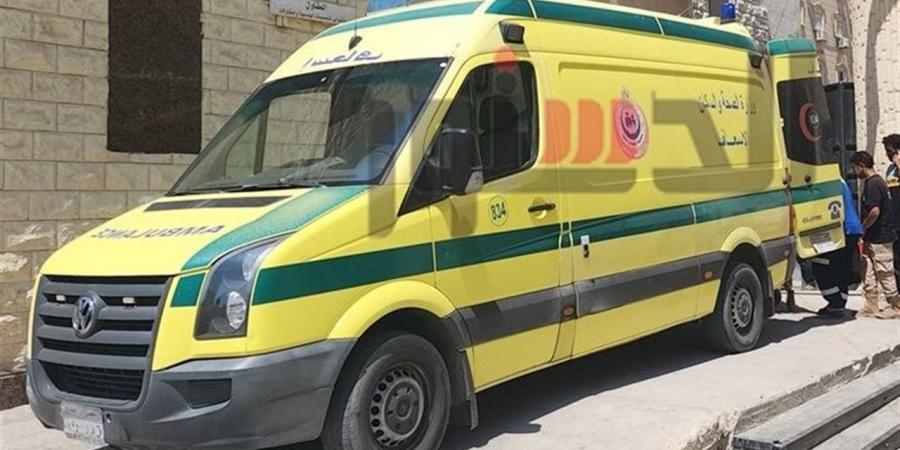 مصرع شخص في حادث انقلاب سيارة بطريق سيوة مطروح