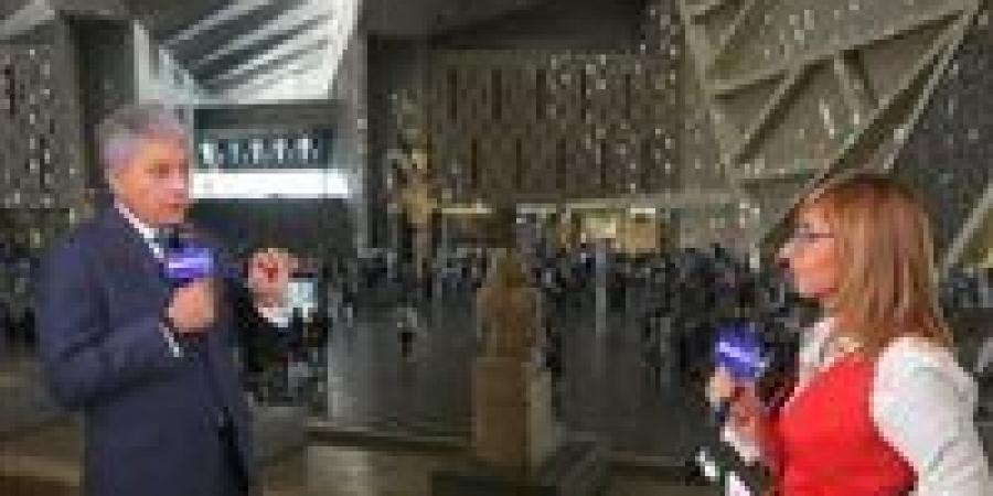 شريف فتحي: ندرس فكرة الدكتور فاروق حسني بشأن تحويل متحف التحرير ليصبح مركز دولي لدراسة علم المصريات