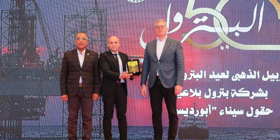 خمسون عامًا على استرداد حقول سيناء.. وزير البترول يشارك في احتفالية اليوبيل الذهبي