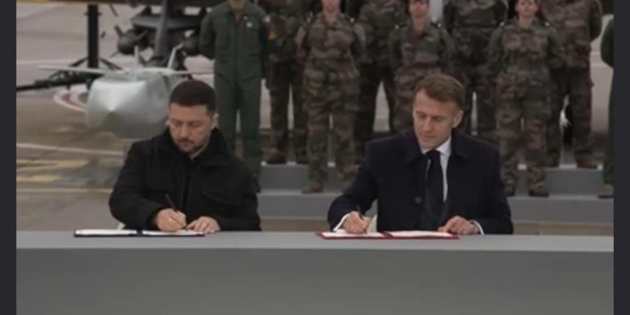 أوكرانيا تشتري 100 طائرة مقاتلة رافال من فرنسا