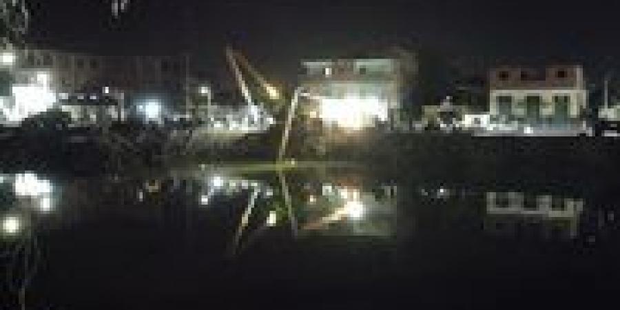 سقوط كراكة داخل ترعة الإسماعيلية ونجاة السائق بأعجوبة