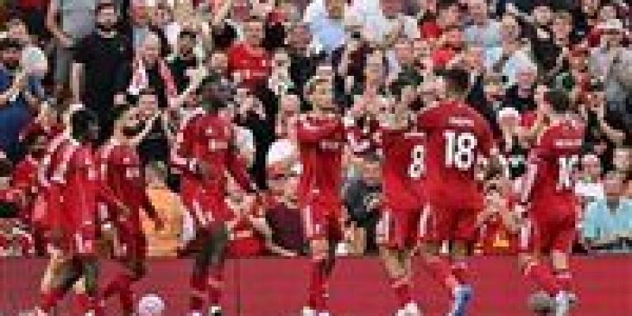 قبل موقعة اليوم.. ليفربول يتفوق تاريخياً بـ 18 فوزاً على ليدز يونايتد