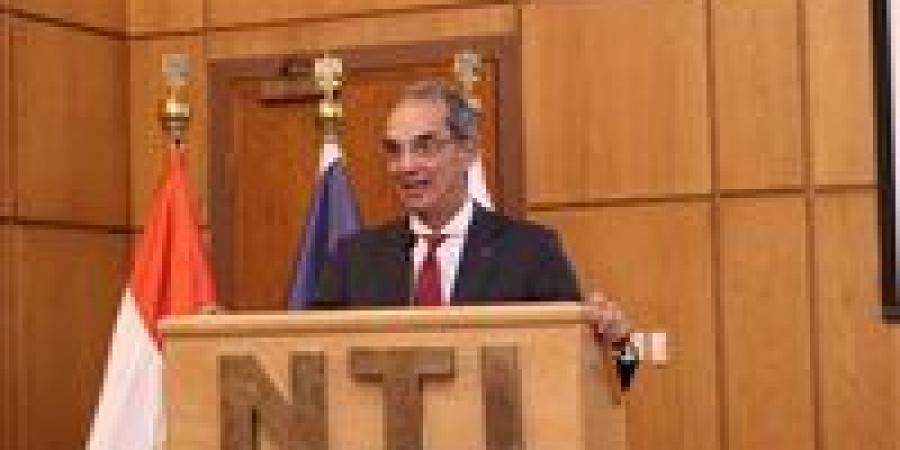 وزير الإتصالات: تجديد رخص المركبات أصبح إلكترونيًا بالكامل دون أي مستند ورقي