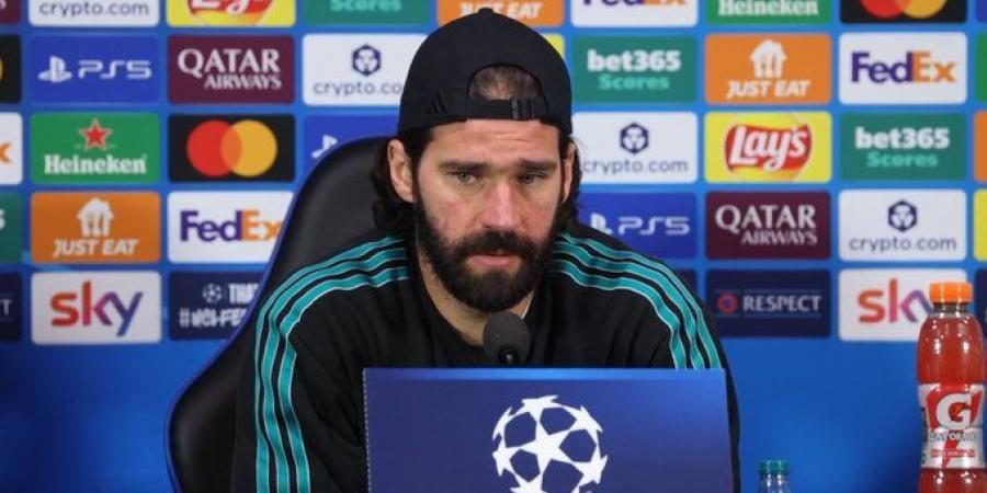 أليسون بيكر: محمد صلاح إنسان رائع وأسطورة وأدعم آرني سلوت