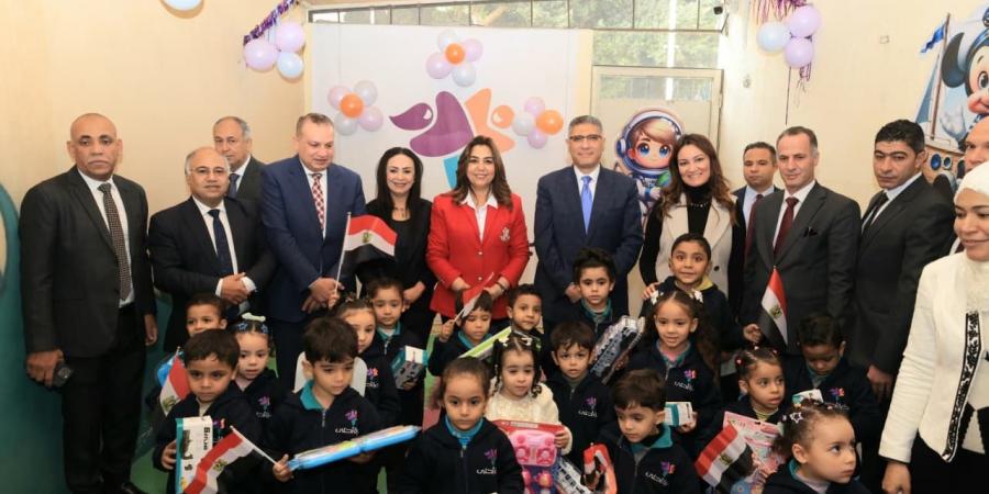 وزيرتا التضامن والتنمية المحلية ومحافظ الجيزة يفتتحون المجمع الخدمي بمساكن روضة السودان