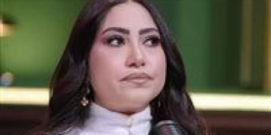 بوسي من المسارح إلى خناقات المحاكم.. حكاية شيكات وابتزاز