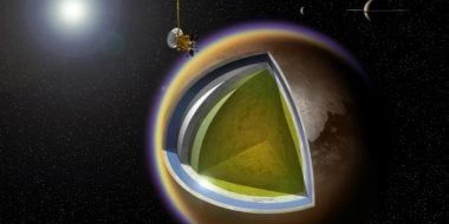 عكس التوقعات.. قمر تيتان العملاق لكوكب زحل قد لا يحتوى على محيط مدفون