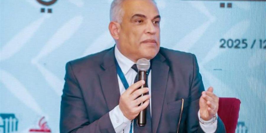 رئيس
      جامعة
      طنطا
      يستعرض
      محاور
      الاستراتجية
      الوطنية
      للتعليم
      العالي
      لدعم
      التصنيف
      الدولي
      للجامعات