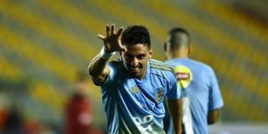 طاهر طاهر يحتفل بطريقة Iron Man بعد هدفه فى شباك سيراميكا.. فيديو