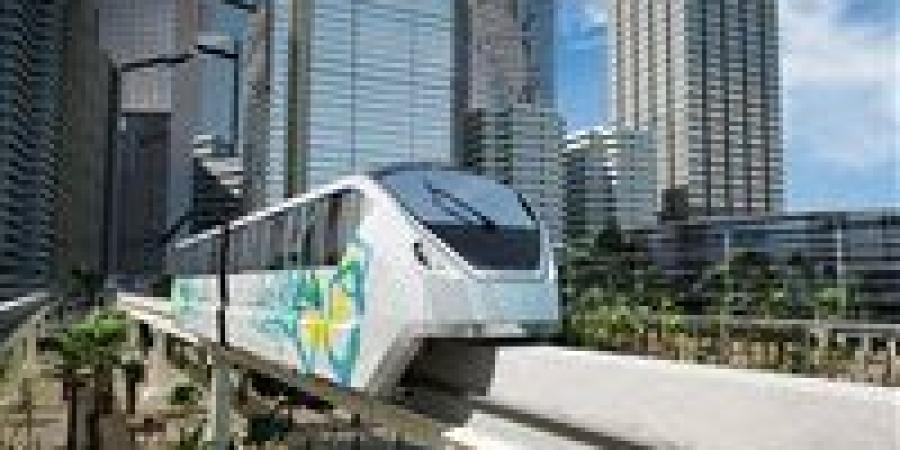 المترو
      يقتحم
      المدن
      الجديدة
      والمطارات..
      طفرة
      غير
      مسبوقة
      بشبكة
      النقل
      الجماعي
      بمصر