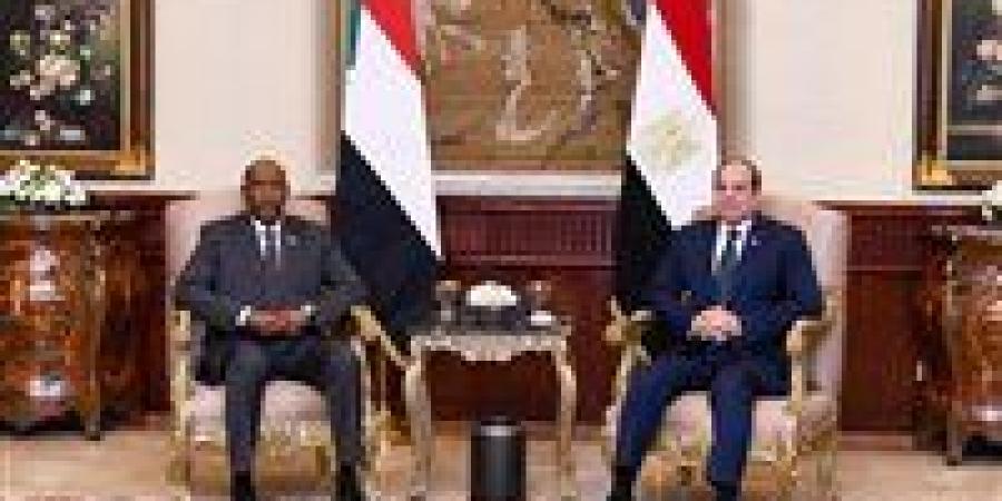 نواب
      وأحزاب:
      زيارة
      البرهان
      تؤكد
      ثوابت
      الموقف
      المصري
      ودور
      القاهرة
      المحوري
      في
      حماية
      وحدة
      السودان