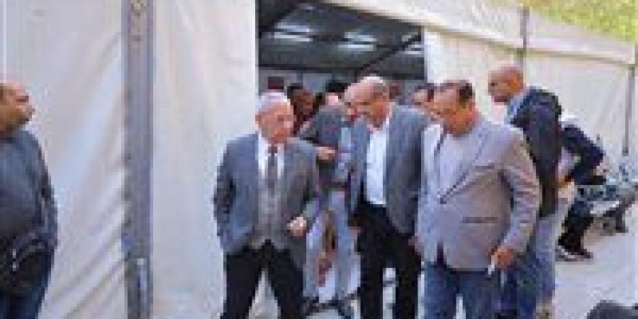 أمين
      عام
      نقابة
      المهندسين
      يتفقد
      مشروع
      الرعاية
      الصحية..
      ويعد
      بتذليل
      أي
      عقبات
      أمام
      اشتراك
      المهندسين