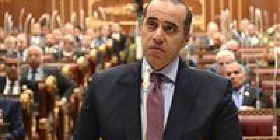 الحكومة
      ترفض
      فصل
      الموظف
      الذي
      يقوم
      بتوصيل
      الكهرباء
      بالمخالفة
      لأحكام
      القانون..
      والوزير
      فوزي:
      العقوبة
      الإدارية
      سيتم
      توقيعها
      بمعرفة
      الجهة
      المختصة