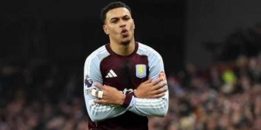 أستون فيلا ضد مان يونايتد.. سقوط الشياطين الحمر بثنائية فى البريميرليج