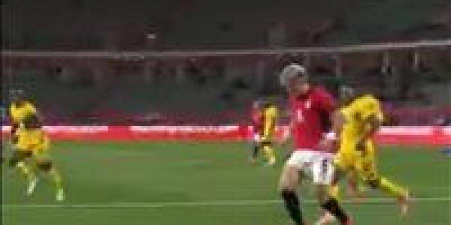 مباراة
      مصر
      وزيمبابوي
      الآن
      |
      الهدف
      الأول
      وفرص
      محمد
      صلاح
      والتحديثات
      لحظة
      بلحظة