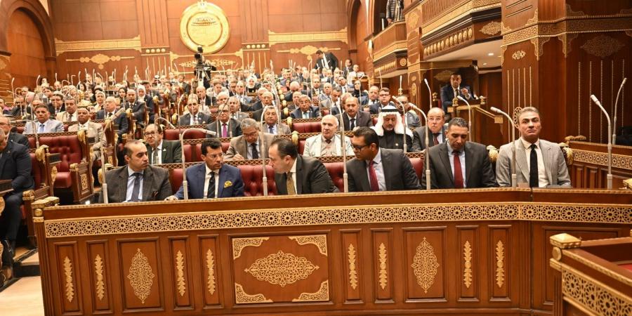 الشيوخ
      يوافق
      نهائيا
      على
      تعديل
      قانون
      نقابة
      المهن
      الرياضية..
      ويرفع
      الجلسة
      لأجل
      غير
      مسمى