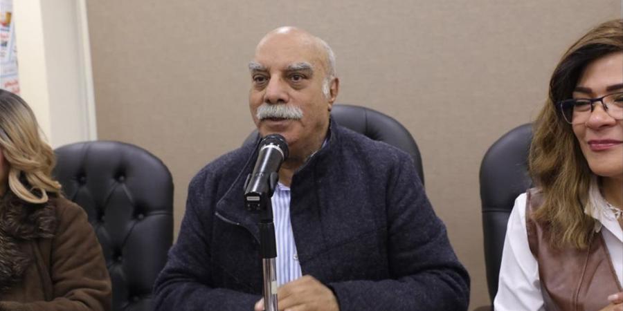 شعبان
      يوسف:
      فاطمة
      ناعوت
      تفردت
      في
      معاركها..
      وهناك
      معارك
      جانبية
      خاضتها
      بشجاعة