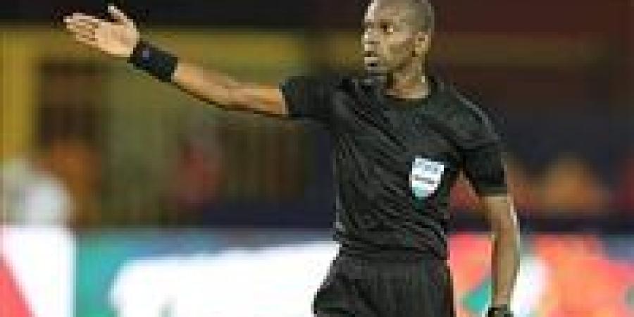 حكم
      مباراة
      مصر
      وزيمبابوي..
      مكروه
      في
      الأهلي
      ومحبوب
      لدي
      الزملكاوية
      ومنح
      بايرن
      ميونخ
      الفوز
      بـ10
      أهداف
      بالمونديال