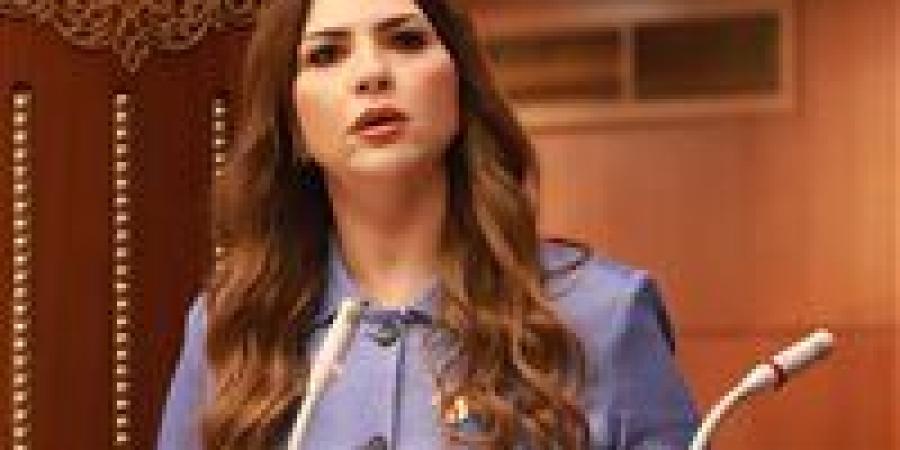 النائبة
      غادة
      البدوي:
      قانون
      نقابة
      المهن
      الرياضية
      يعيد
      ضبط
      العلاقة
      بين
      التطور
      الأكاديمي
      والتنظيم
      المهني