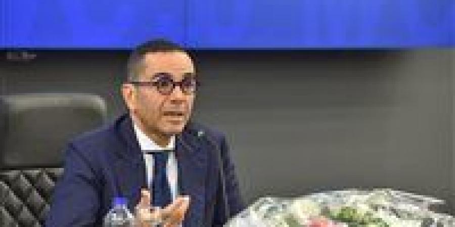 وزير
      الاستثمار
      يرسم
      ملامح
      الاقتصاد
      المصري
      الجديد..
      نمو
      مستهدف
      7%
      ومضاعفة
      الاستثمار
      الأجنبي
      وتحول
      رقمي
      شامل