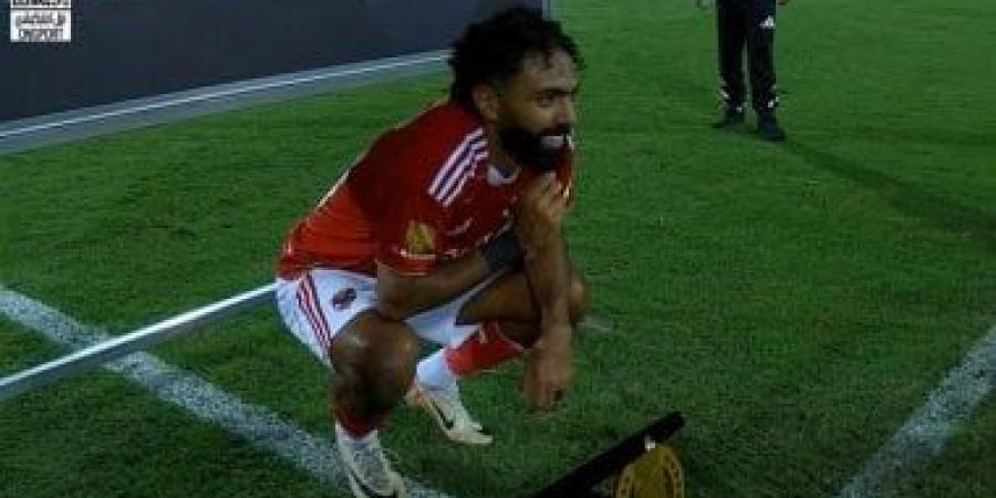 حسين الشحات يرتدى شارة كابتن الأهلى الليلة لأول مرة فى تاريخه