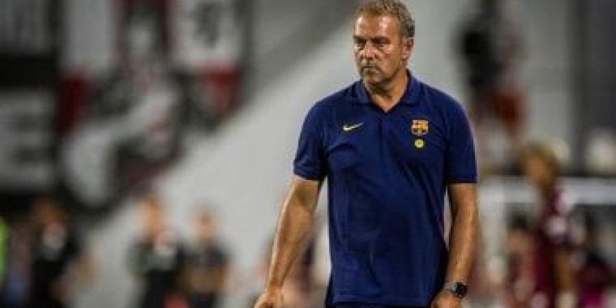 أزمة دفاعية تضرب برشلونة وفليك يطلب صفقة جديدة بالميركاتو الشتوى