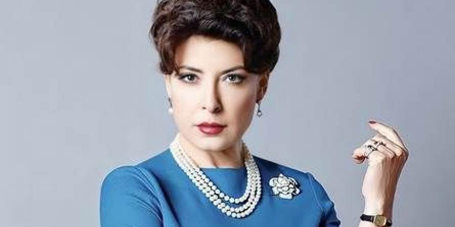 أنوشكا:
      الشخصيات
      التي
      قدمتها
      كانت
      ضحية
      المشاعر
      وتعقيد
      العلاقات