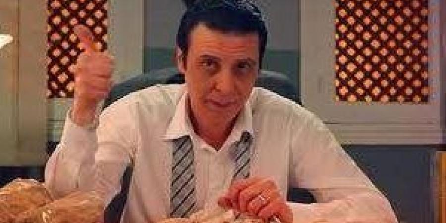 ألحقوني
      مش
      قادر
      أتنفس..
      تفاصيل
      أخر
      لحظات
      طارق
      الأمير
      قبل
      الغيبوبة
      والوفاة