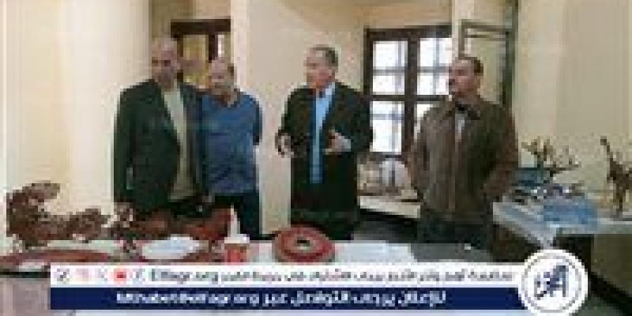 وكيل
      تعليم
      أسيوط
      يتابع
      تجهيز
      مركز
      إبداع
      للحرف
      اليدوية
      والتراثية
      تمهيدا
      لافتتاحه