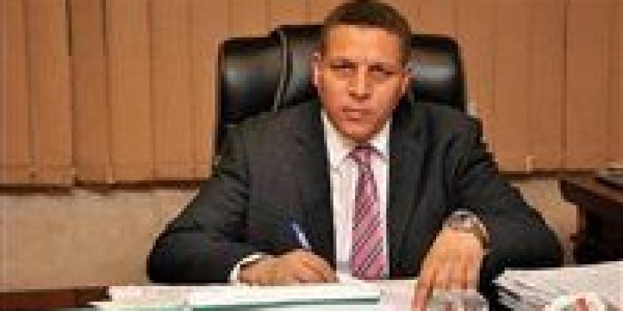 أحمد
      محسن:
      الزراعة
      المصرية
      تشهد
      نهضة
      شاملة
      وتوطين
      صناعة
      المبيدات
      لتعزيز
      الأمن
      الغذائي