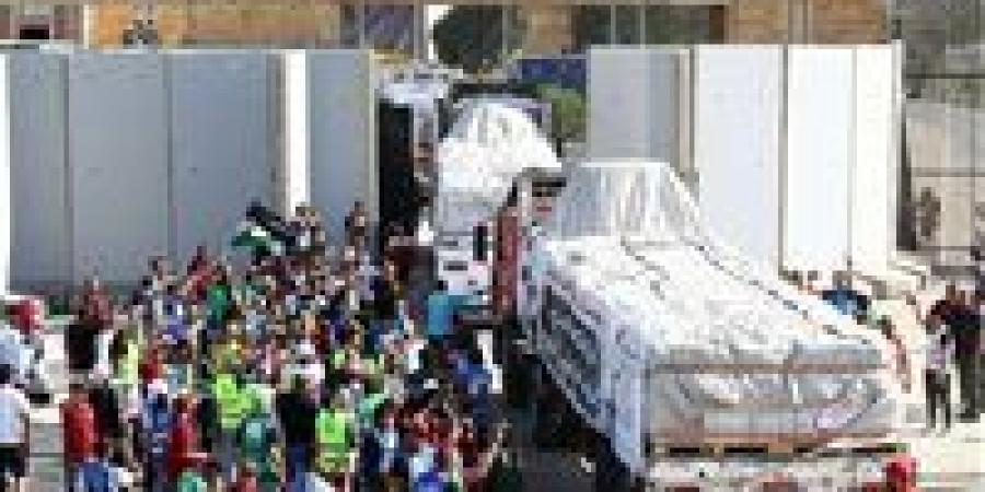 برلماني:
      قوافل
      «زاد
      العزة»
      تؤكد
      ثبات
      الدور
      المصري
      والتزامه
      التاريخي
      تجاه
      غزة