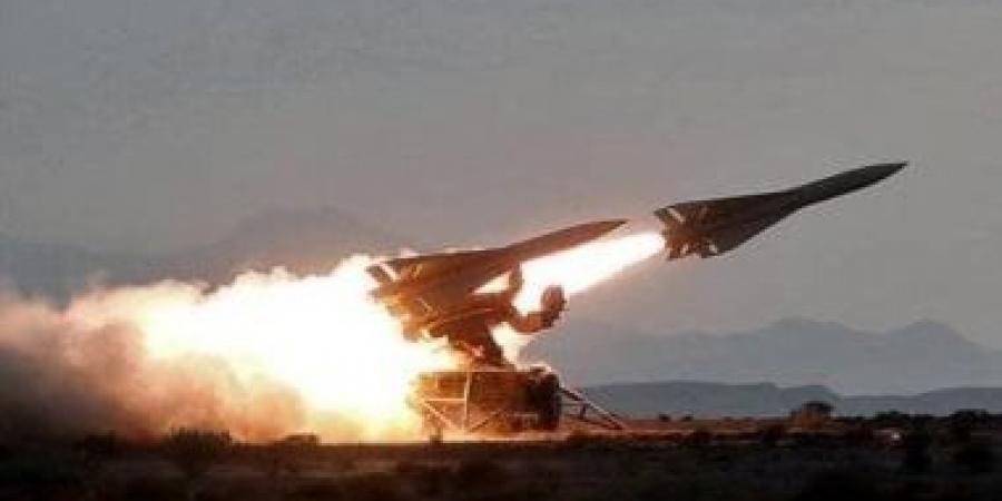 الحوثيون: قصفنا بصواريخ باليستية مواقع حساسة جنوبي إسرائيل