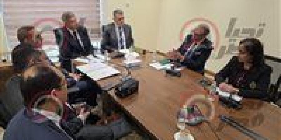 البرلمان والأعلى للإعلام يخططان لتعزيز الوعي المجتمعي وتطوير المحتوى