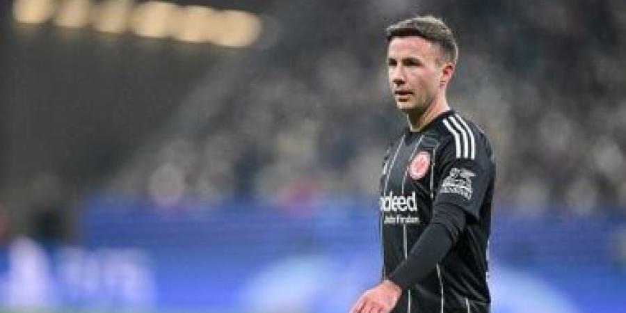 آينتراخت فرانكفورت يعلن تمديد عقد ماريو جوتزة حتى 2028