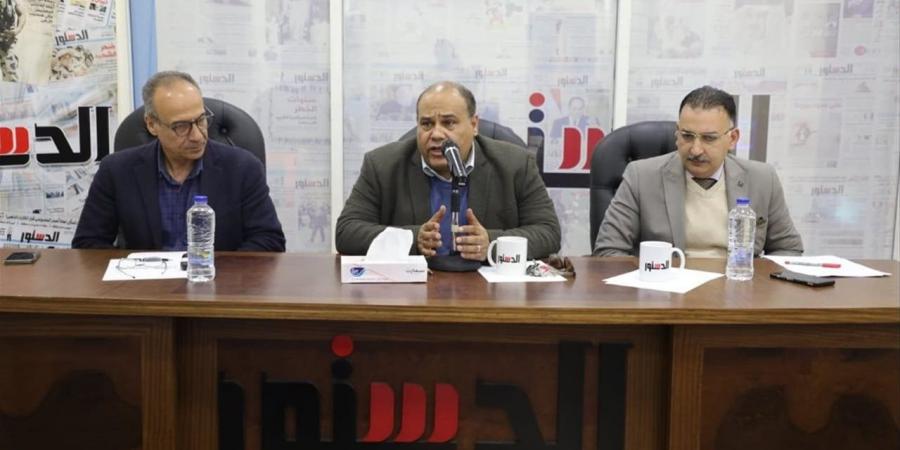 محمود عبد الباري يتطرق لأزمة النقد الراهن بمنتدى أوراق