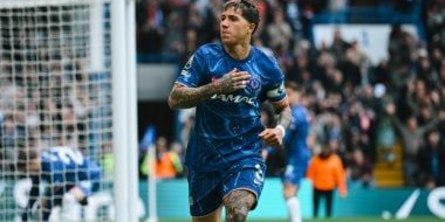 إنزو فيرنانديز يثير أزمة فى تشيلسى ويهدد بورقة الريال