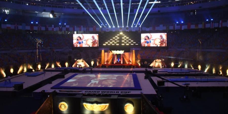 وزير الشباب يفتتح كأس العالم للجمباز الفني بمصر