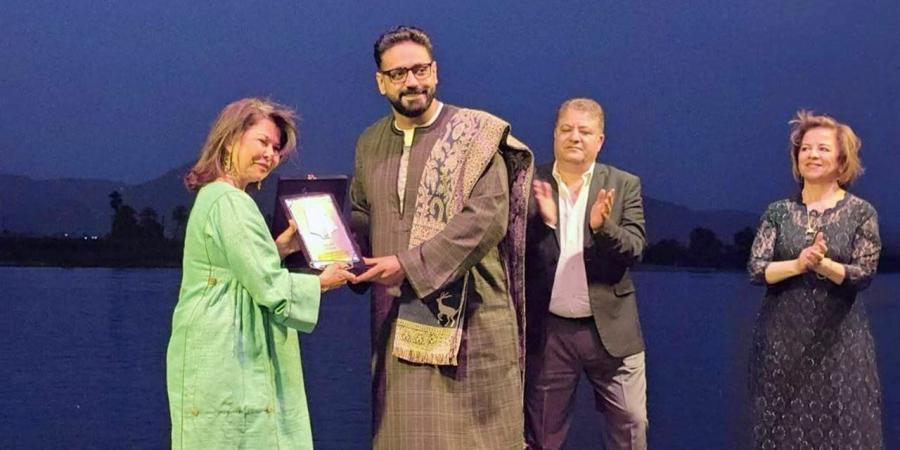 المخرج مهند دياب يحصد جائزة لجنة التحكيم في مهرجان الأقصر للسينما