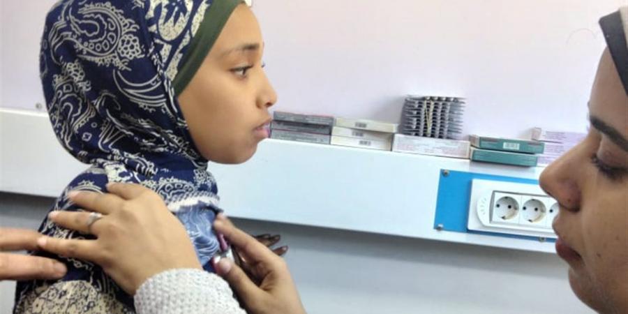 تقديم خدمات طبية للمواطنين خلال قافلة سكانية بقرية النصر بكفر الدوار