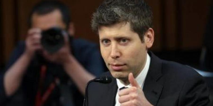 سام ألتمان يرفض تربية “طفل آيباد” ويدعو للعب فى الطبيعة