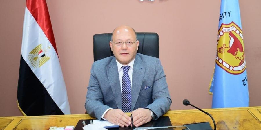 للمنظومة الجامعية.. رئيس جامعة سوهاج: ضم 3 مستشفيات يرفع الطاقة الاستيعابية لـ1900 سرير