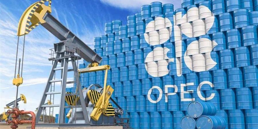 أوبك+ يضخ إمدادات إضافية من النفط لتهدئة الأسواق
