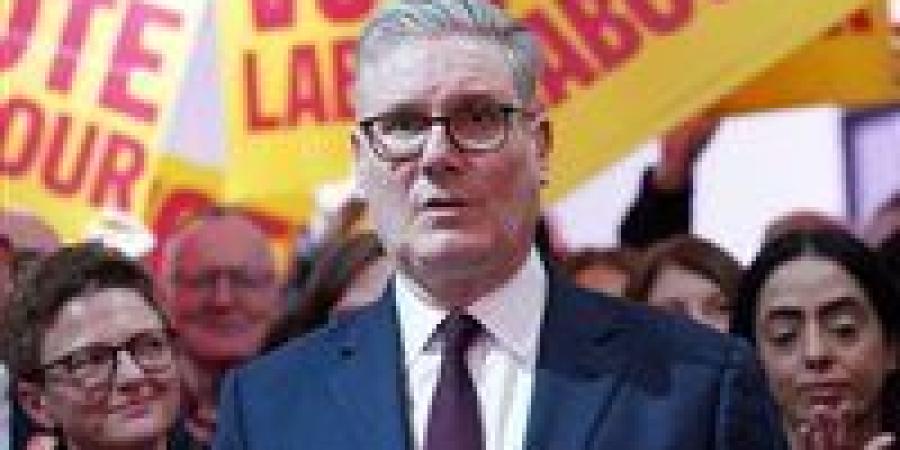 «ليست حربنا».. ستارمر يواجه غضب ترامب واستثمارات الخليج في حرب إيران