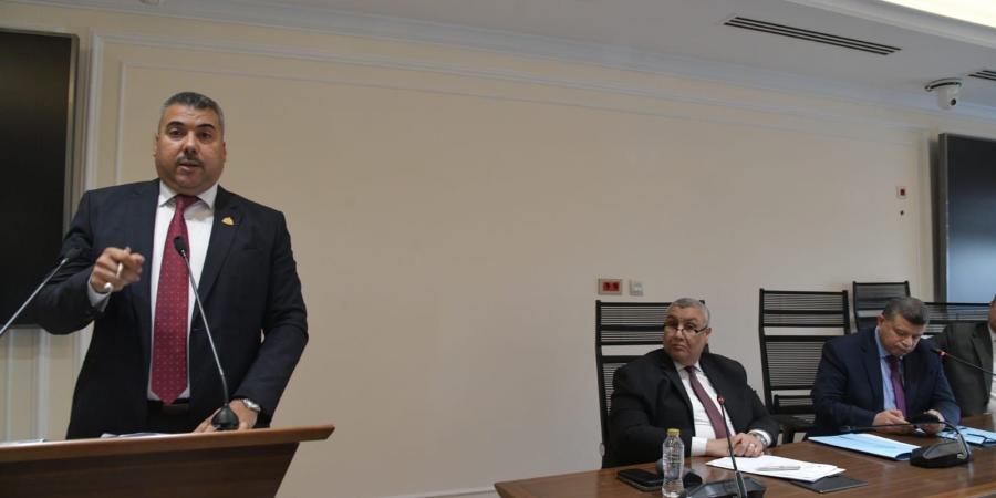 خطة النواب توافق على دعم مركز دار السلام بـ30 مليون جنيه لرصف الطرق وتحسين الإنارة