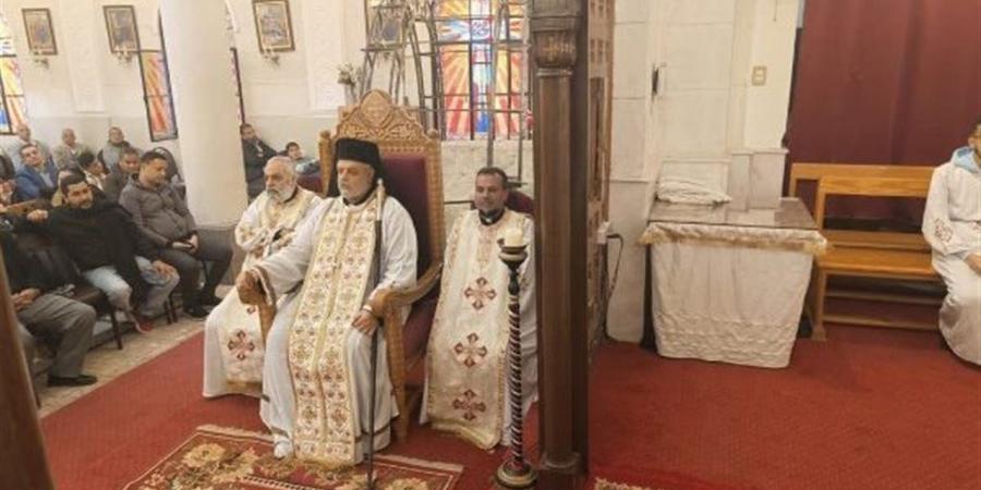 الأنبا توماس يترأس قداس أحد الشعانين بكاتدرائية مار جرجس بالجيزة