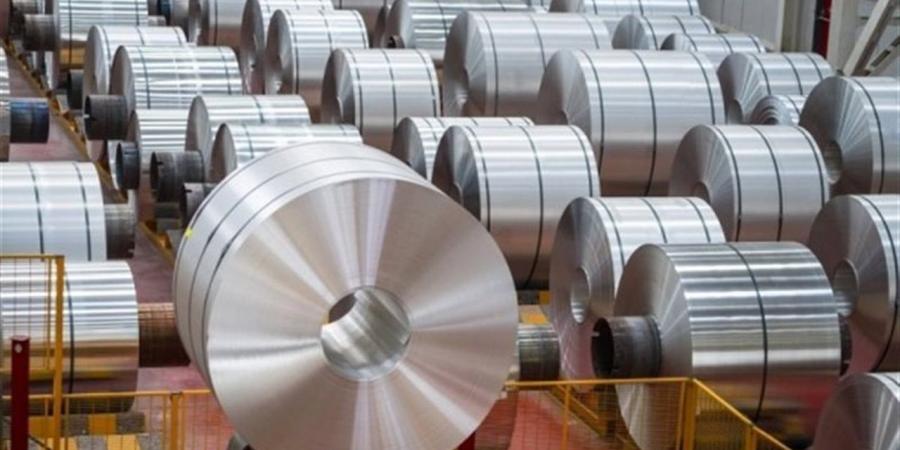 أسعار الألومنيوم تتراجع وسط ضغوط جديدة على المعادن والتعدين