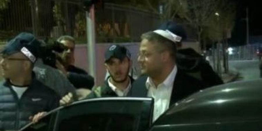 وزير الأمن القومي الإسرائيلي يقتحم المسجد الأقصى بحراسة مشددة من الاحتلال