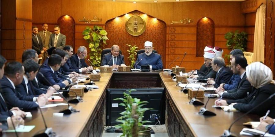 "الضويني" يستقبل وفدًا أوزبكيًّا لبحث تعزيز التعاون العلمي والدعوي