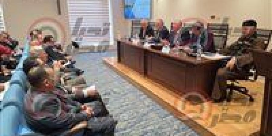 وزير الزراعة يحسم الجدل أمام البرلمان : لا يوجد ما يسمى بالأرز الجاف