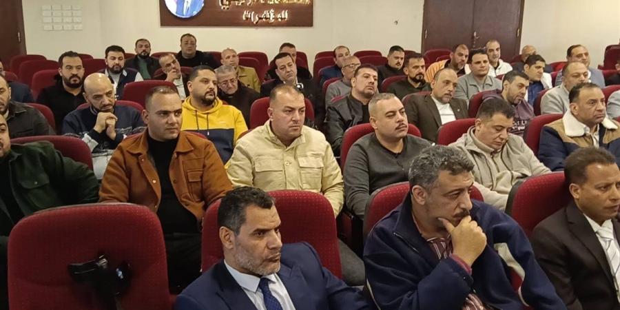 قبل انتخابات الغرفة التجارية بدمياط.. اجتماع إجرائي مع مرشحي شعبة الأثاث (صور)